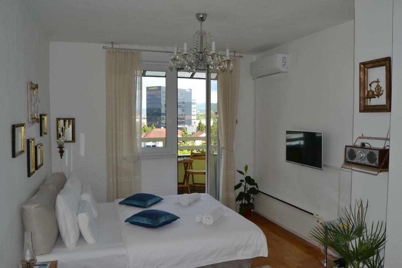 Apartment Crystal 巴尼西卢卡 外观 照片